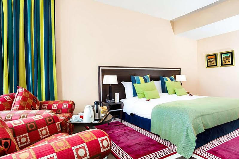 Atlas Rif Front Beach Tanger Hotel Exterior photo